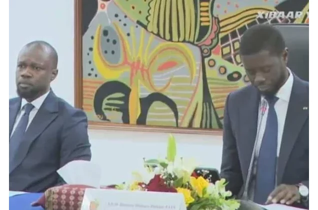 Sénégal : tension entre Bassirou Diomaye Faye et son Premier ministre Ousmane Sonko, la raison