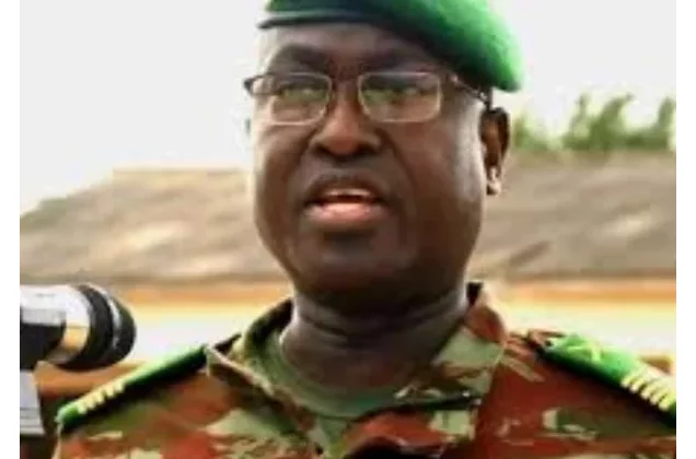 Tentative de putsch au Bénin : le Commandant de la Garde Républicaine raconte le film de l'attaque contre la résidence du chef de l'État