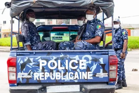 Bénin : interpellation d'une dame avec plus de 50kg de produits pharmaceutiques contrefaits à Houègbo