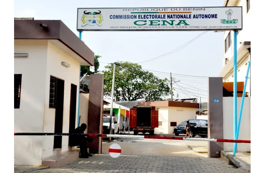 Présidentielle 2026 : la CENA publie la liste officielle des duos de candidats déclarés 