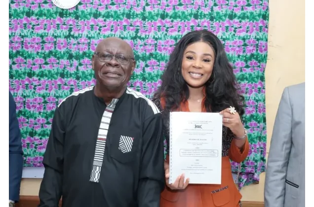 Eva Guéhi : l'actrice ivoirienne décroche brillamment son Master en Sciences de l'Art et de la Culture