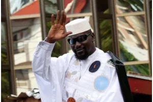 Rumeurs sur l'état de santé de Doumbouya : le gouvernement guinéen sort de son mutisme 