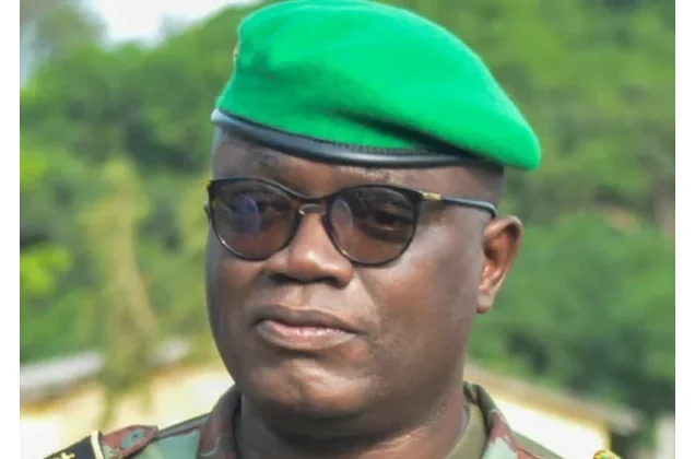 Bénin : le Général Fructueux Gbaguidi soutient sa thèse de doctorat à Paris