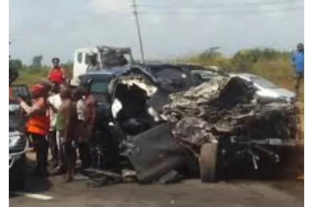 Nigeria : le boxeur Anthony Joshua impliqué dans un grave accident de la route, deux morts signalés 