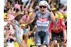 Cyclisme-Tour de France 2025 : Jasper Philipsen remporte la 1re étape au sprint