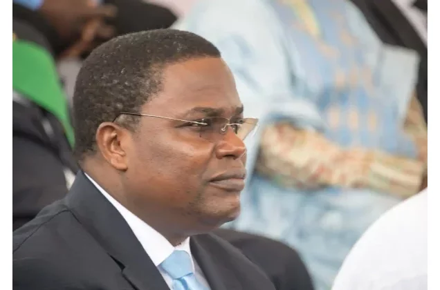 Révision constitutionnelle au Bénin : Aké Natondé justifie la présence de militaires dans le futur Sénat