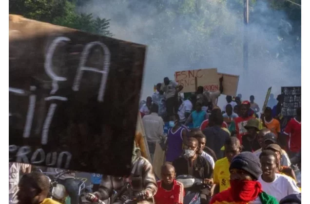 Officiel au Cameroun : les violences post-électorales font 16 morts et plus de 800 arrestations