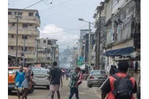 Côte d'Ivoire : la police disperse une marche de l'opposition à Abidjan
