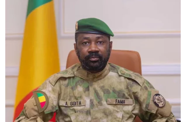 Au Mali, Assimi Goïta remanie son gouvernement, ce qui a changé