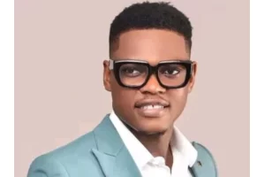 Bénin : le tiktokeur Alain Kenneth interpellé, la raison