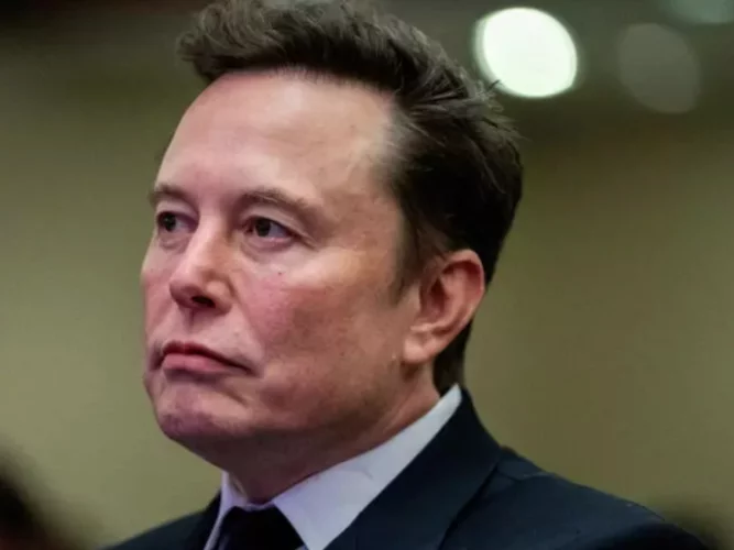Aux États-Unis, Elon Musk lance le Parti de l'Amérique pour défier républicains et démocrates
