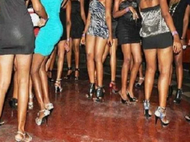 Bénin : des pr0stituées interpellées sur plusieurs sites à Parakou (la raison)