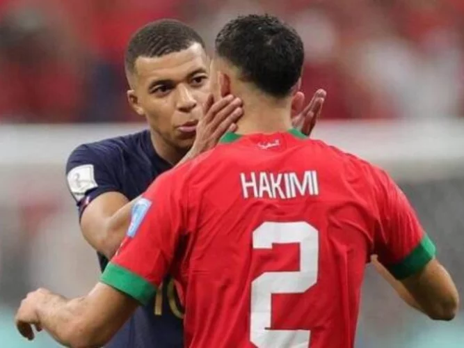 Sénégal-Maroc : « J'ai passé la moitié de la nuit au téléphone avec Hakimi Achraf », révèle Kylian Mbappé