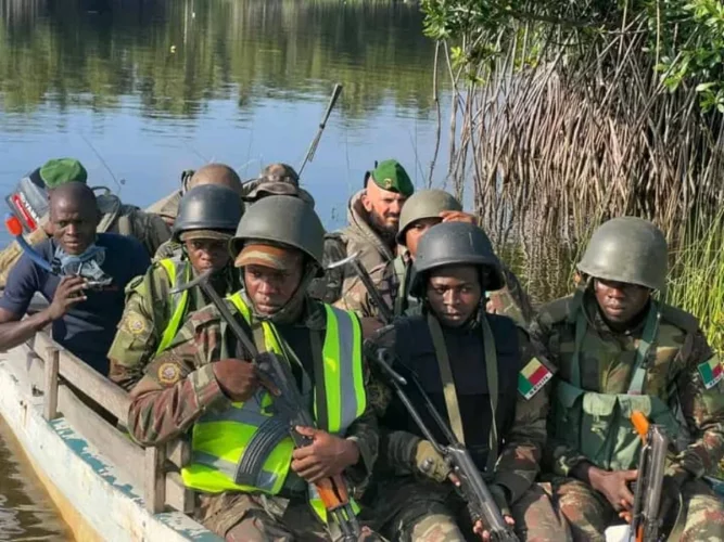 Le Bénin et la France resserrent leurs liens militaires dans le Golfe de Guinée 