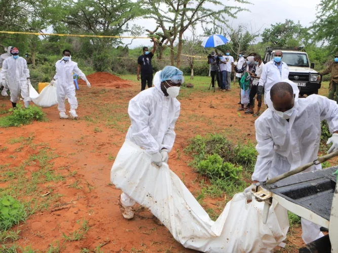 Jeûne pour voir Jésus : le Gourou pasteur Mackenzie impliqué dans la mort de 52 autres enfants depuis la prison